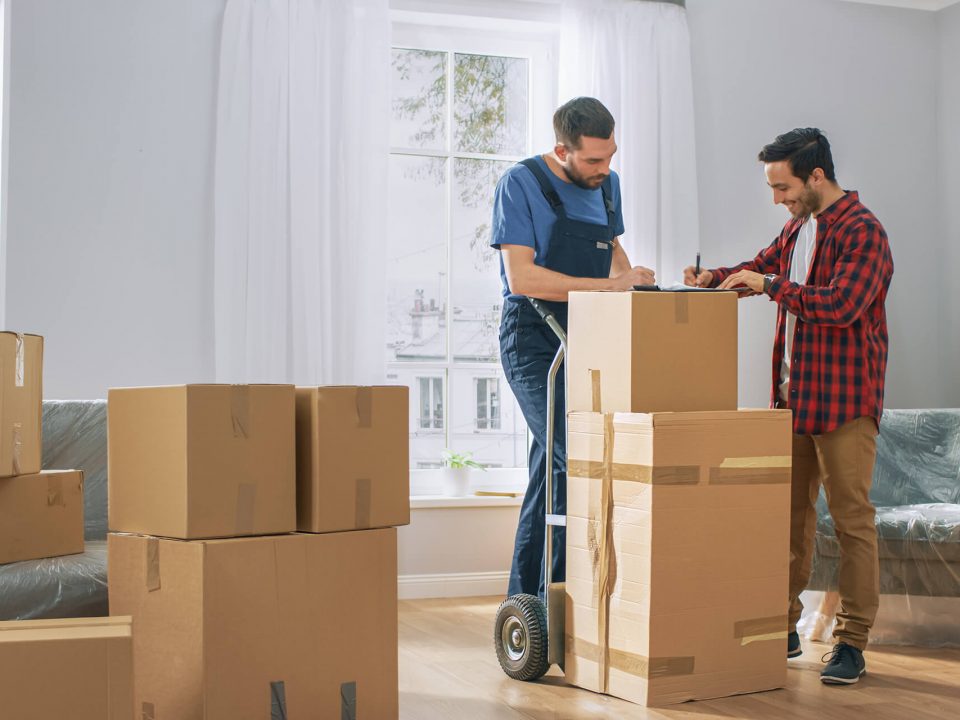 Hiring a removal company Vs do it your self